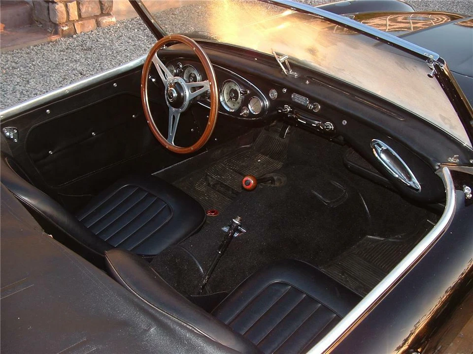 1957 Austin-Healey 100-6 - Image 3 of 4