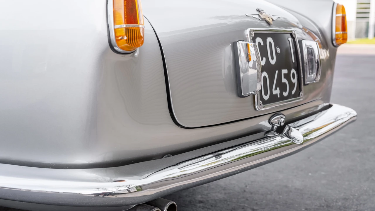 1957 Alfa Romeo 1900 - Image 23 of 31