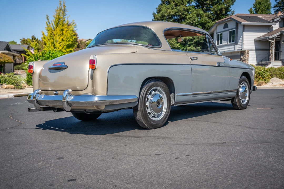 1957 Alfa Romeo 1900 - Image 12 of 31