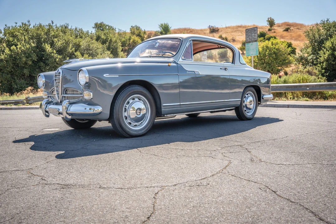 1957 Alfa Romeo 1900 - Image 4 of 31