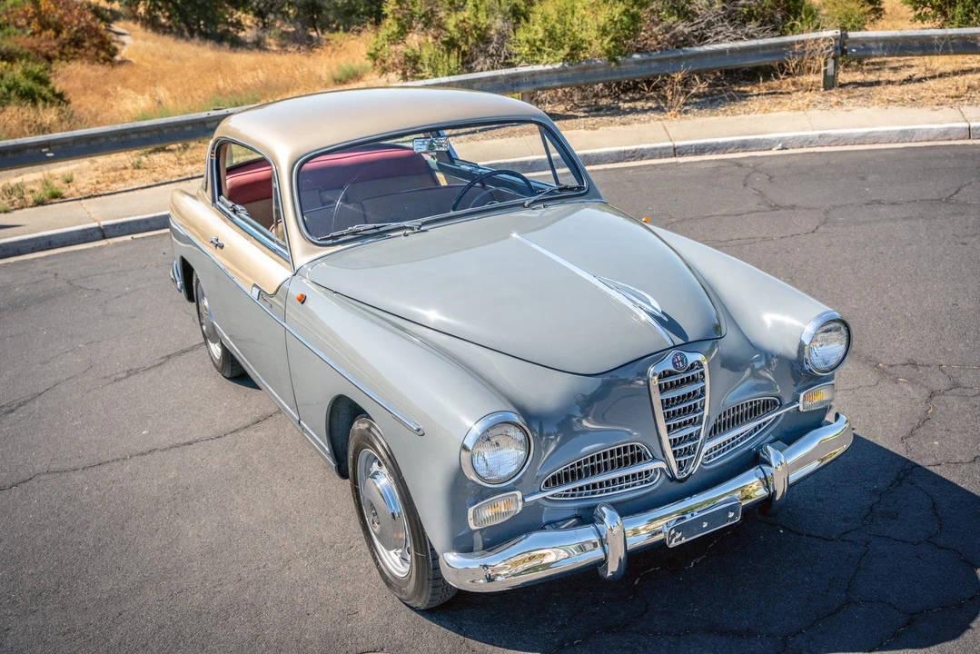 1957 Alfa Romeo 1900 - Image 15 of 31