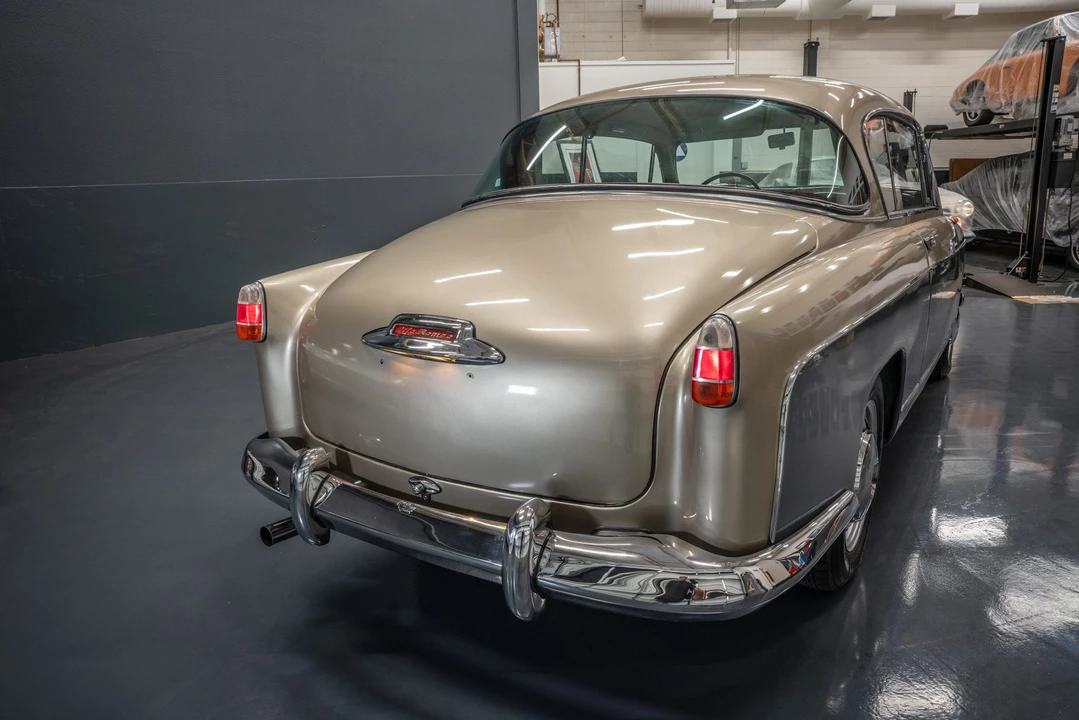 1957 Alfa Romeo 1900 - Image 19 of 31