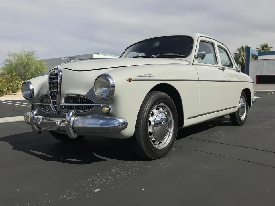 1957 Alfa Romeo 1900 - Image 4 of 31