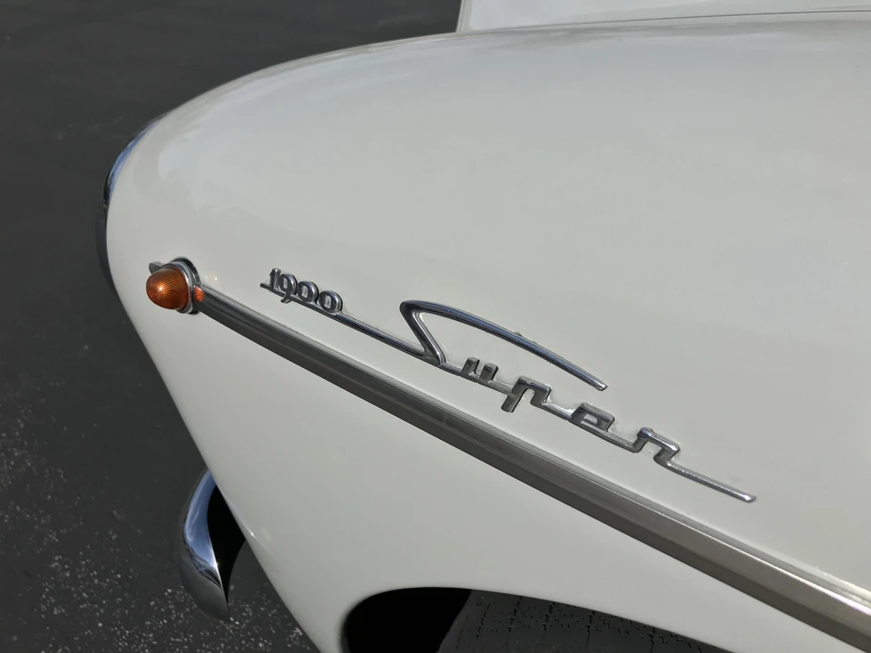 1957 Alfa Romeo 1900 - Image 22 of 31