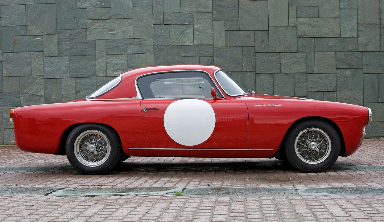 1957 Alfa Romeo 1900 - Image 5 of 5
