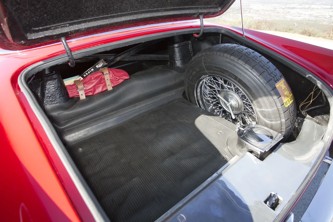 1957 Alfa Romeo 1900 - Image 18 of 31