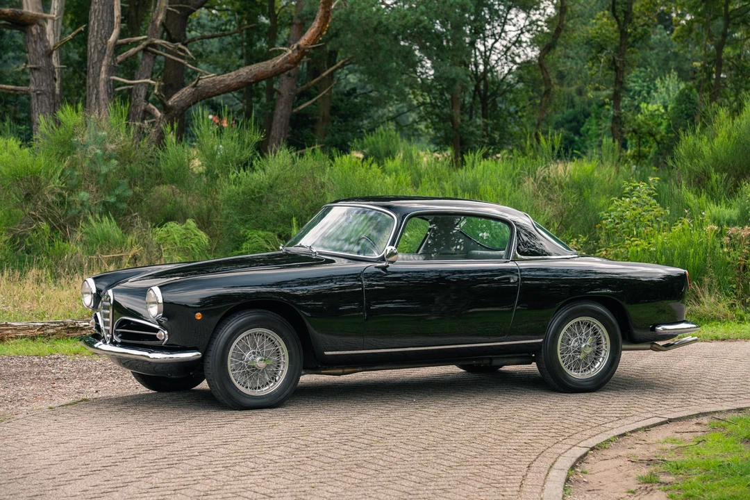 1957 Alfa Romeo 1900 - Image 2 of 31