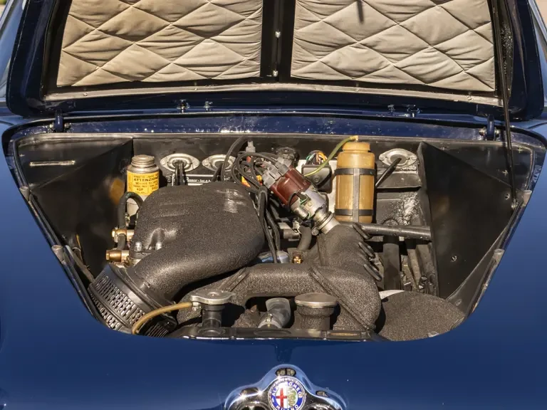 1957 Alfa Romeo 1900 - Image 4 of 31