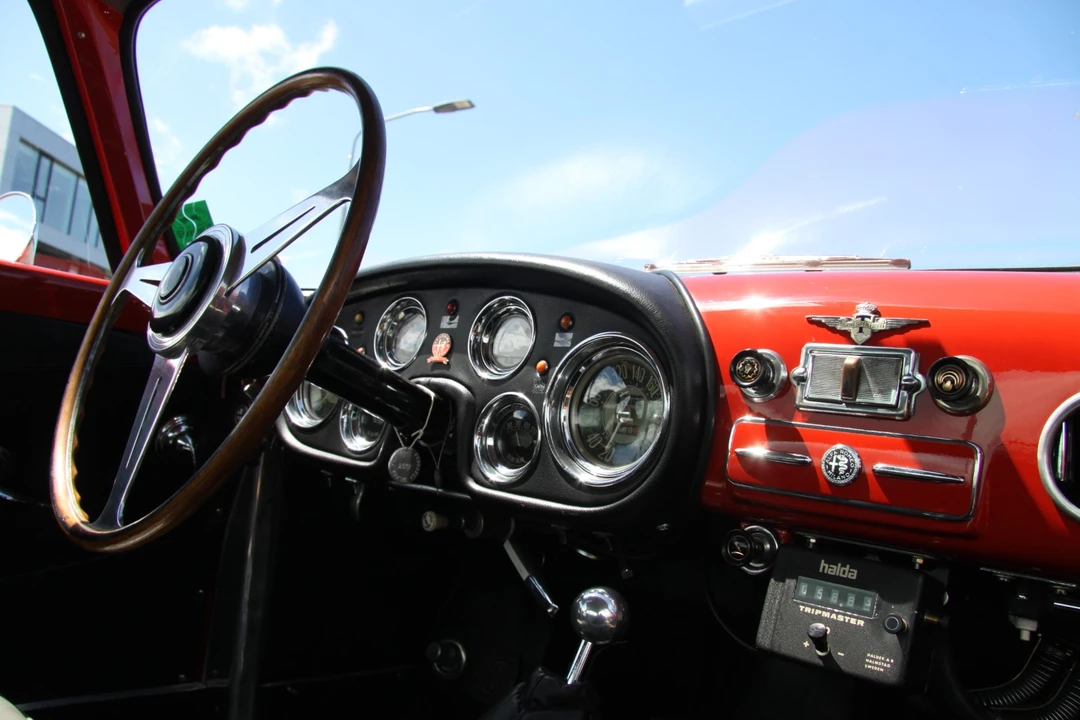 1957 Alfa Romeo 1900 - Image 22 of 31