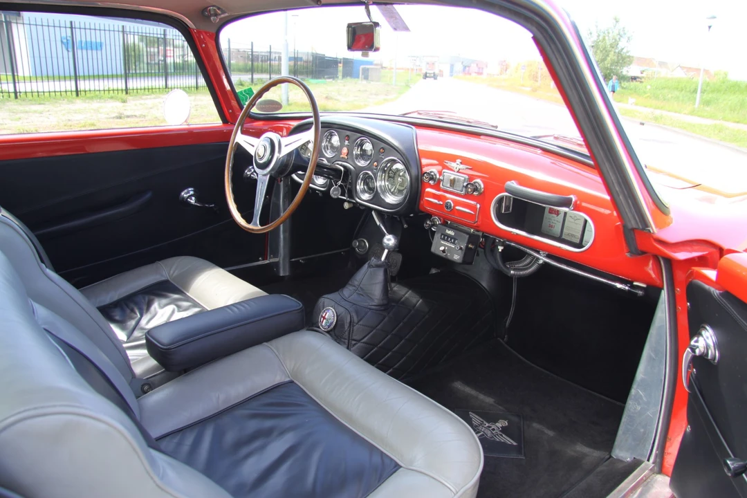 1957 Alfa Romeo 1900 - Image 27 of 31