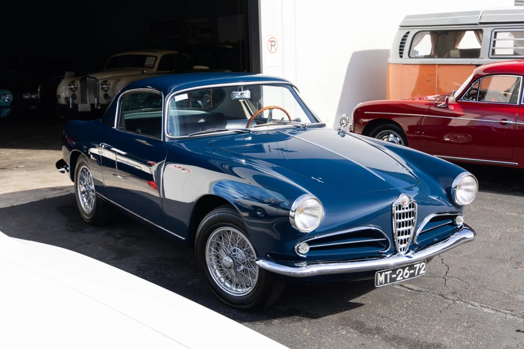 1957 Alfa Romeo 1900 - Image 23 of 31