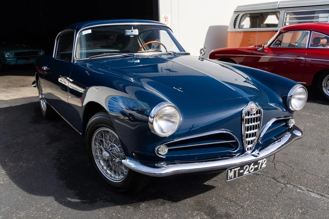 1957 Alfa Romeo 1900 - Image 24 of 31