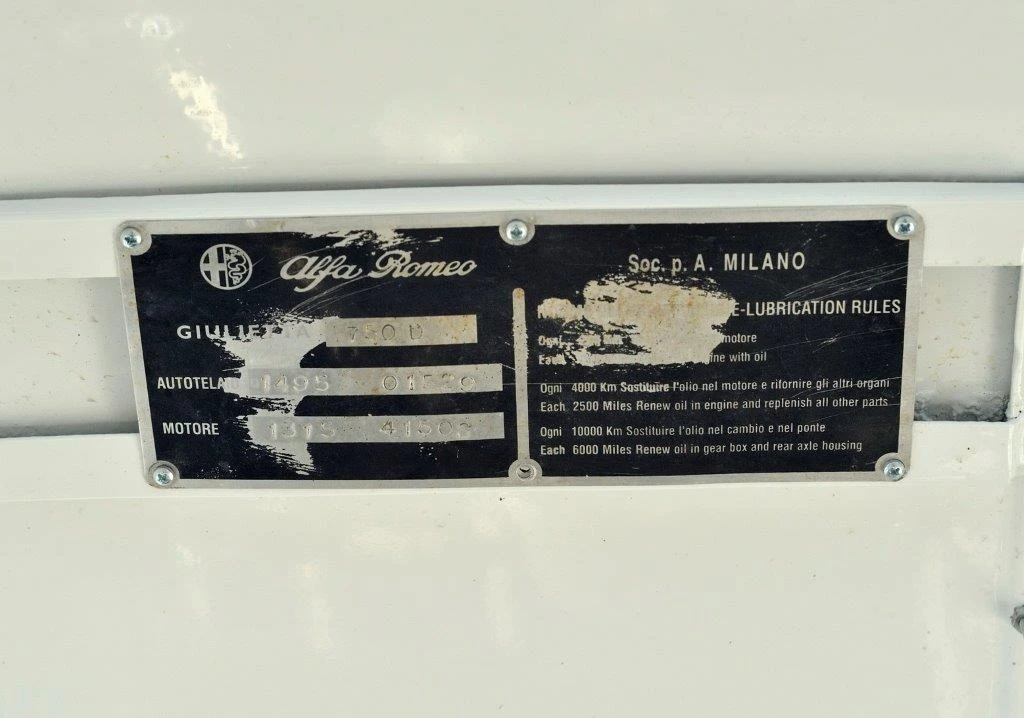 1957 Alfa Romeo Giulietta - Image 26 of 31