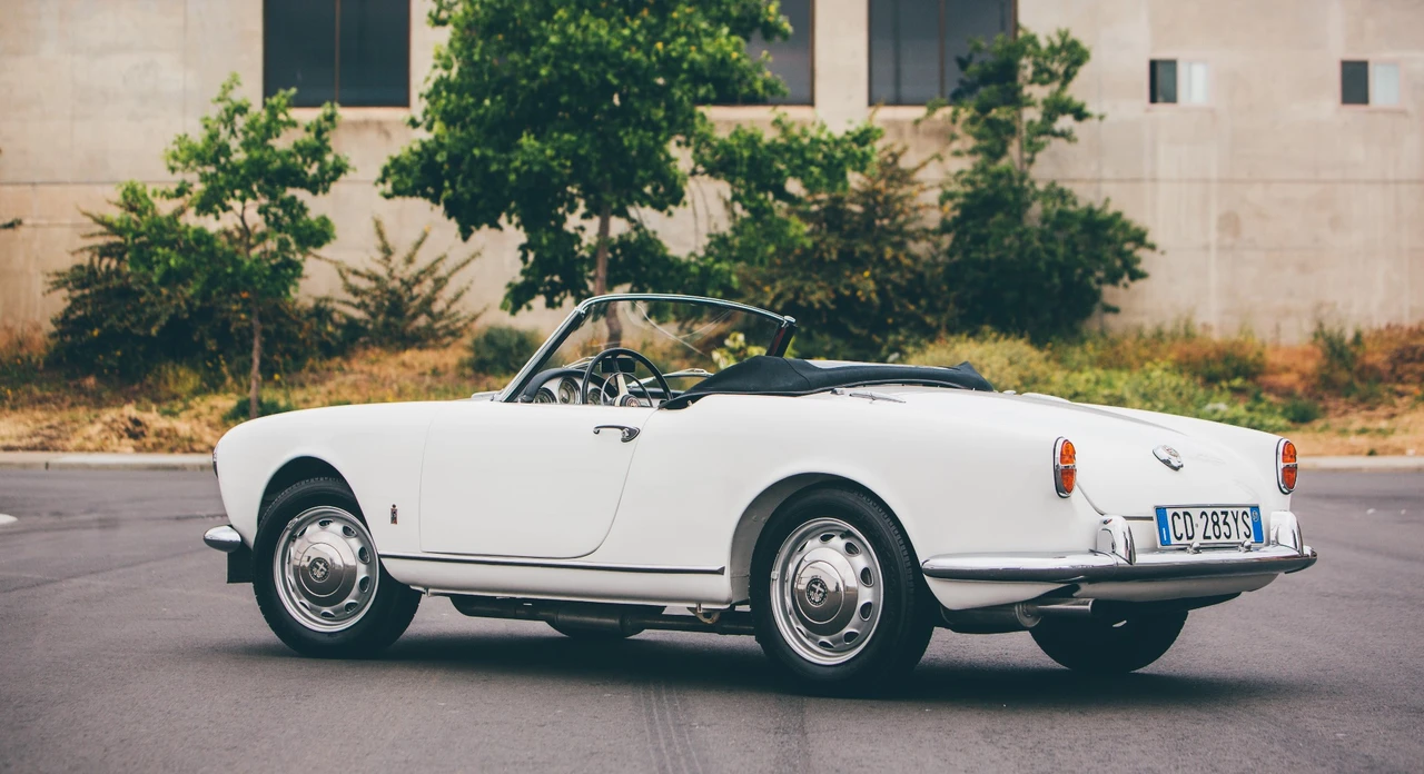 1957 Alfa Romeo Giulietta - Image 6 of 31