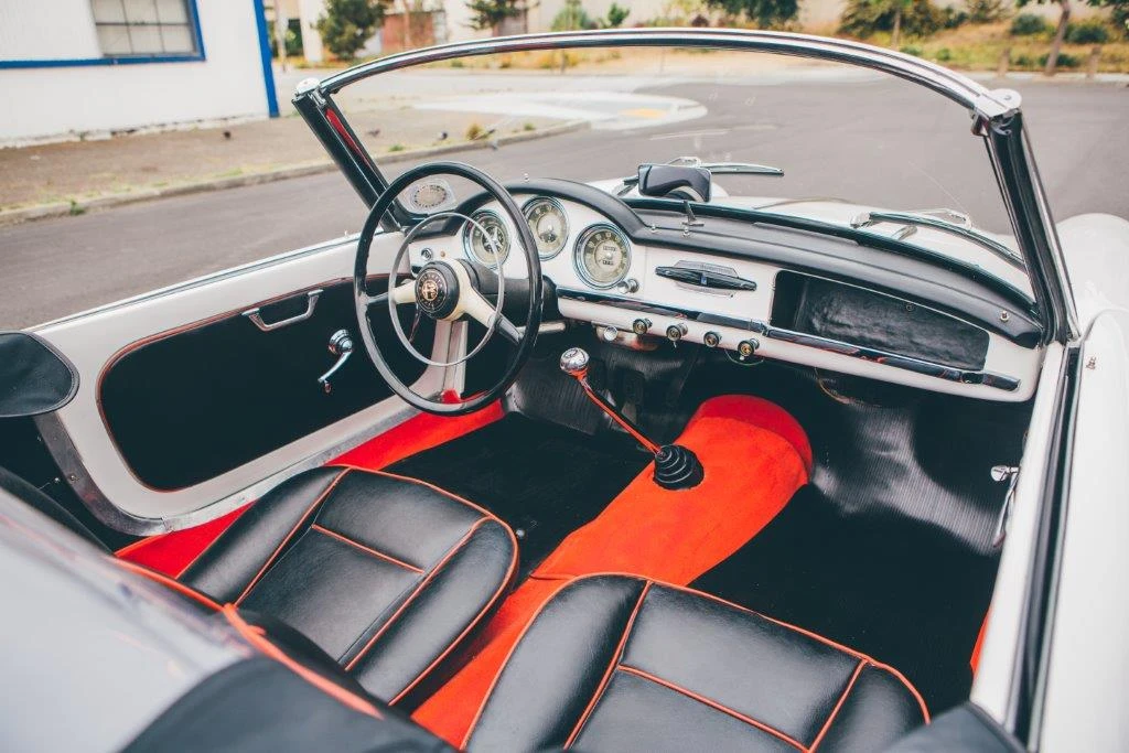1957 Alfa Romeo Giulietta - Image 15 of 31
