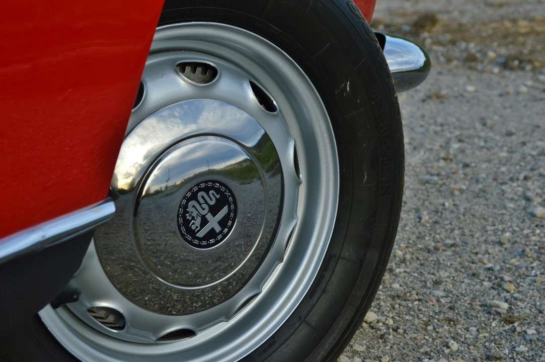 1957 Alfa Romeo Giulietta - Image 23 of 31