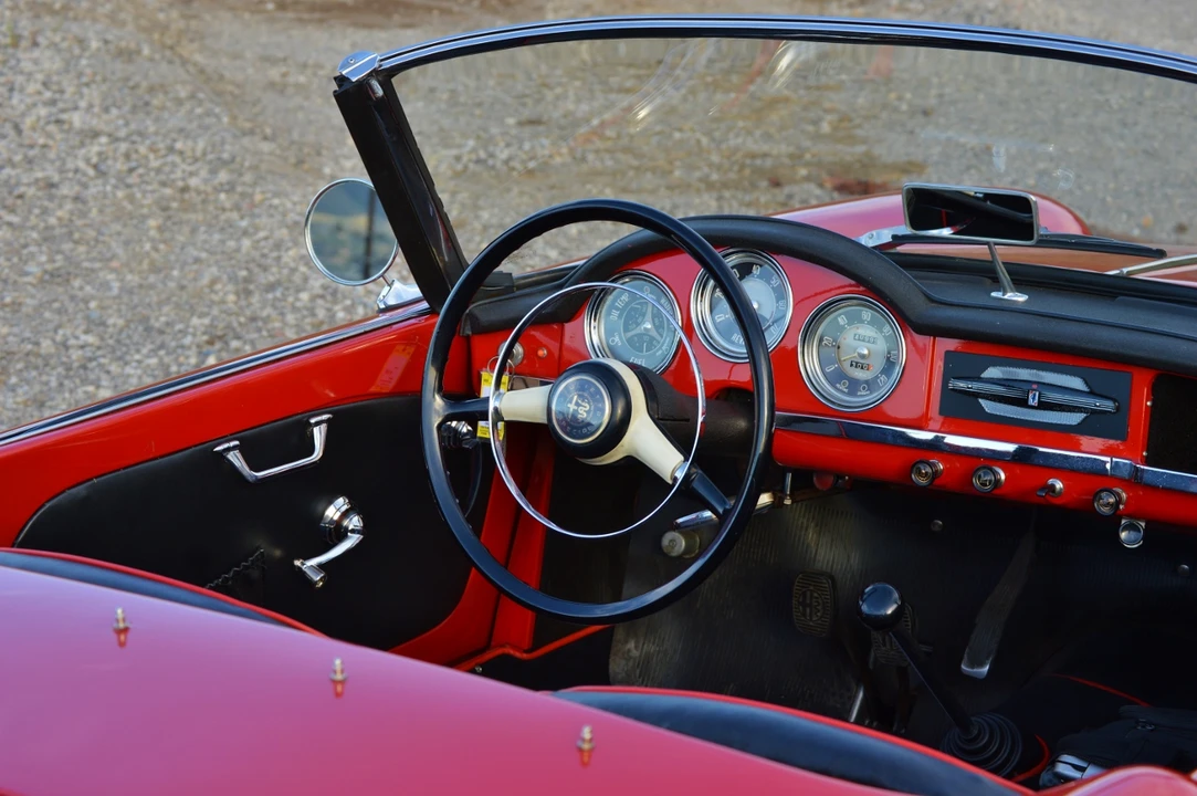 1957 Alfa Romeo Giulietta - Image 31 of 31