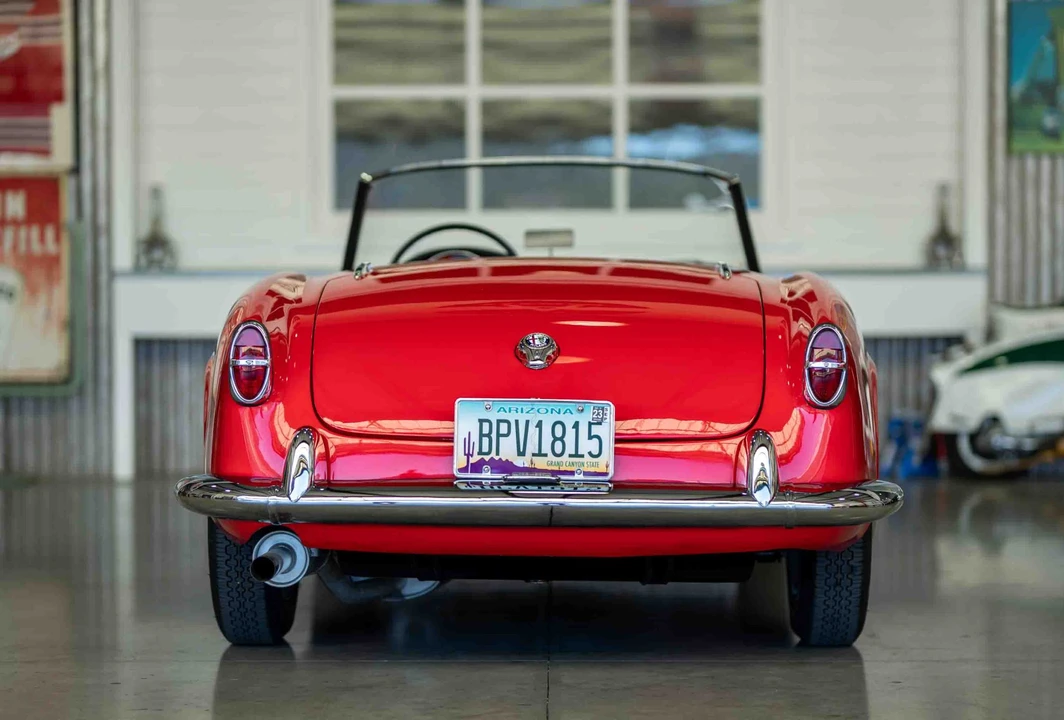 1957 Alfa Romeo Giulietta - Image 31 of 31