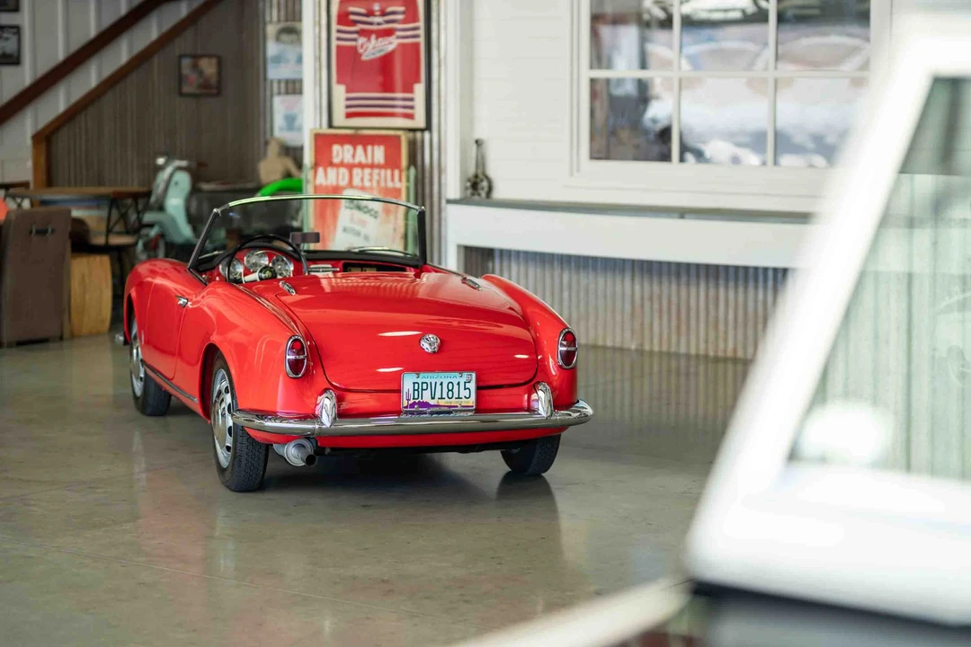 1957 Alfa Romeo Giulietta - Image 29 of 31