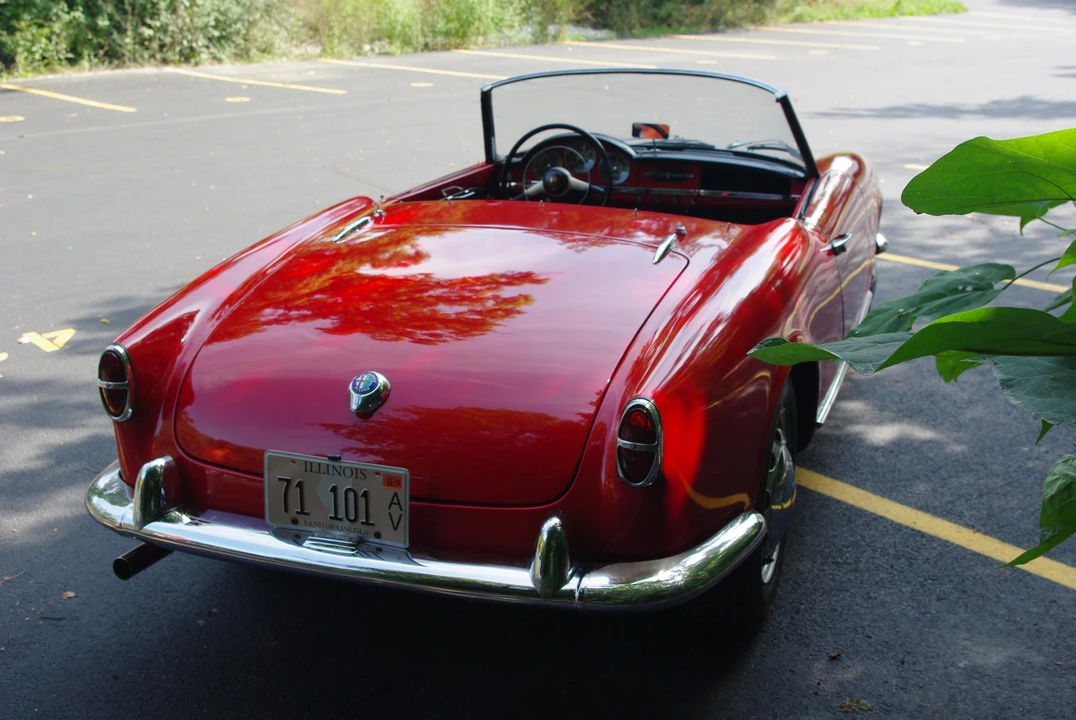 1957 Alfa Romeo Giulietta - Image 10 of 31