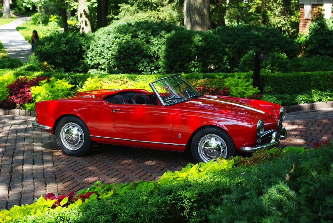 1957 Alfa Romeo Giulietta - Image 12 of 31