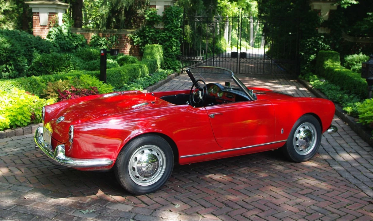 1957 Alfa Romeo Giulietta - Image 11 of 31