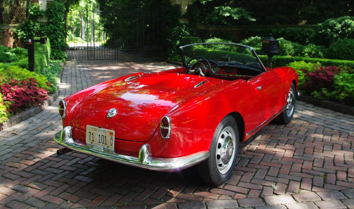 1957 Alfa Romeo Giulietta - Image 9 of 31