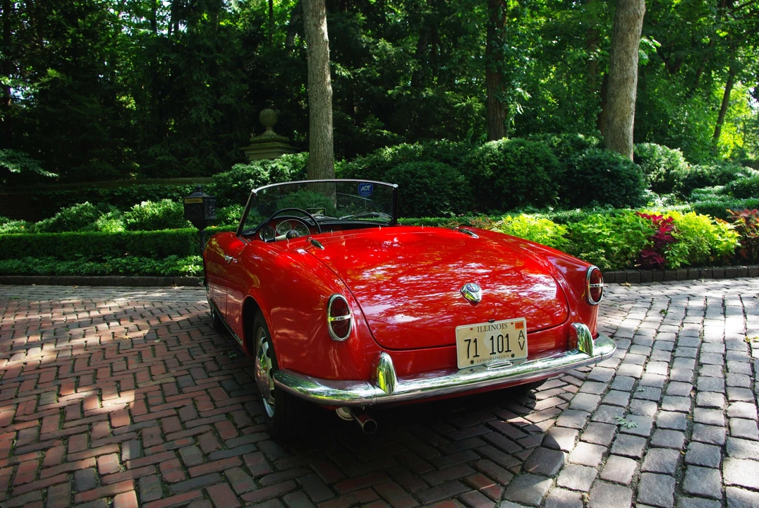 1957 Alfa Romeo Giulietta - Image 8 of 31
