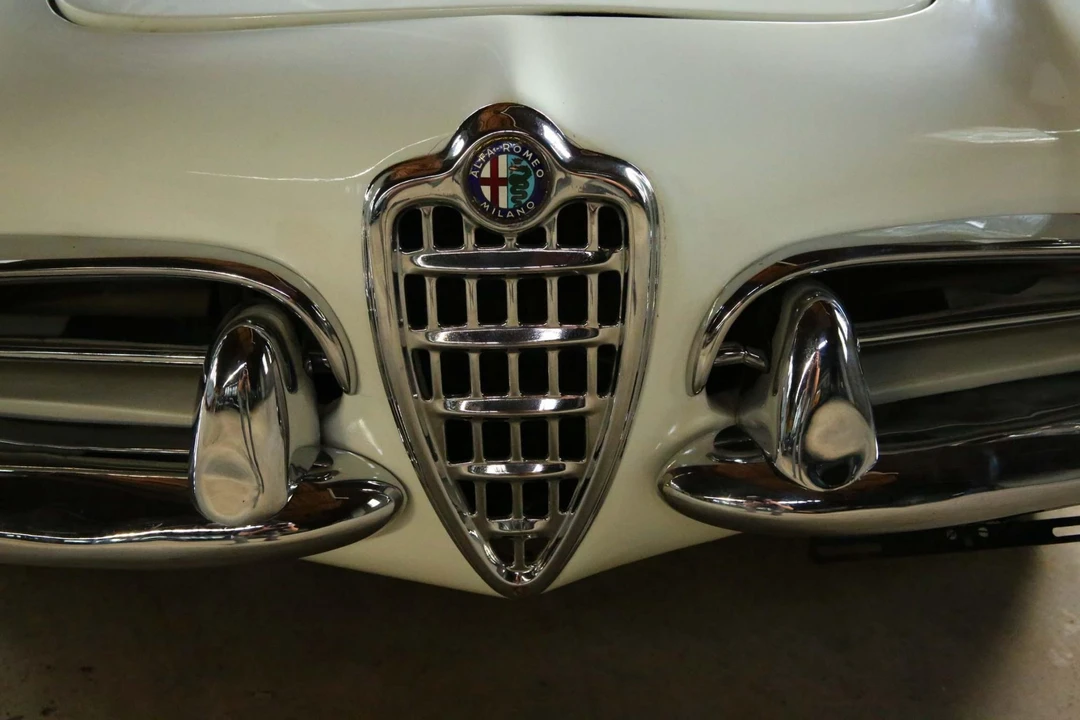 1957 Alfa Romeo Giulietta - Image 12 of 31