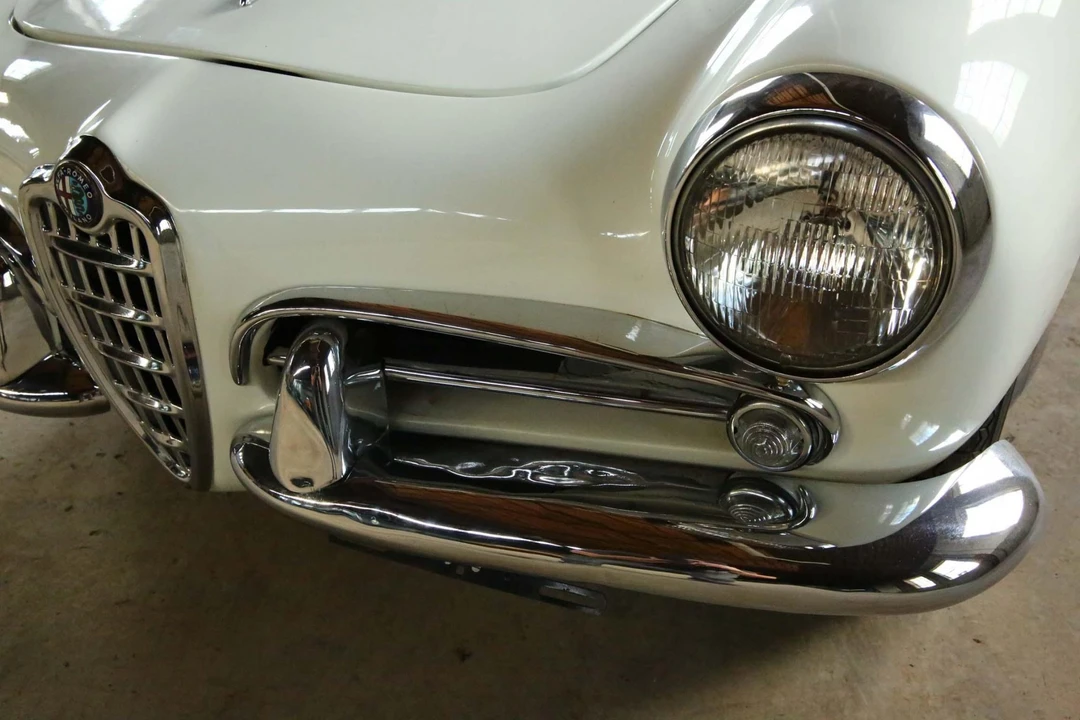 1957 Alfa Romeo Giulietta - Image 14 of 31