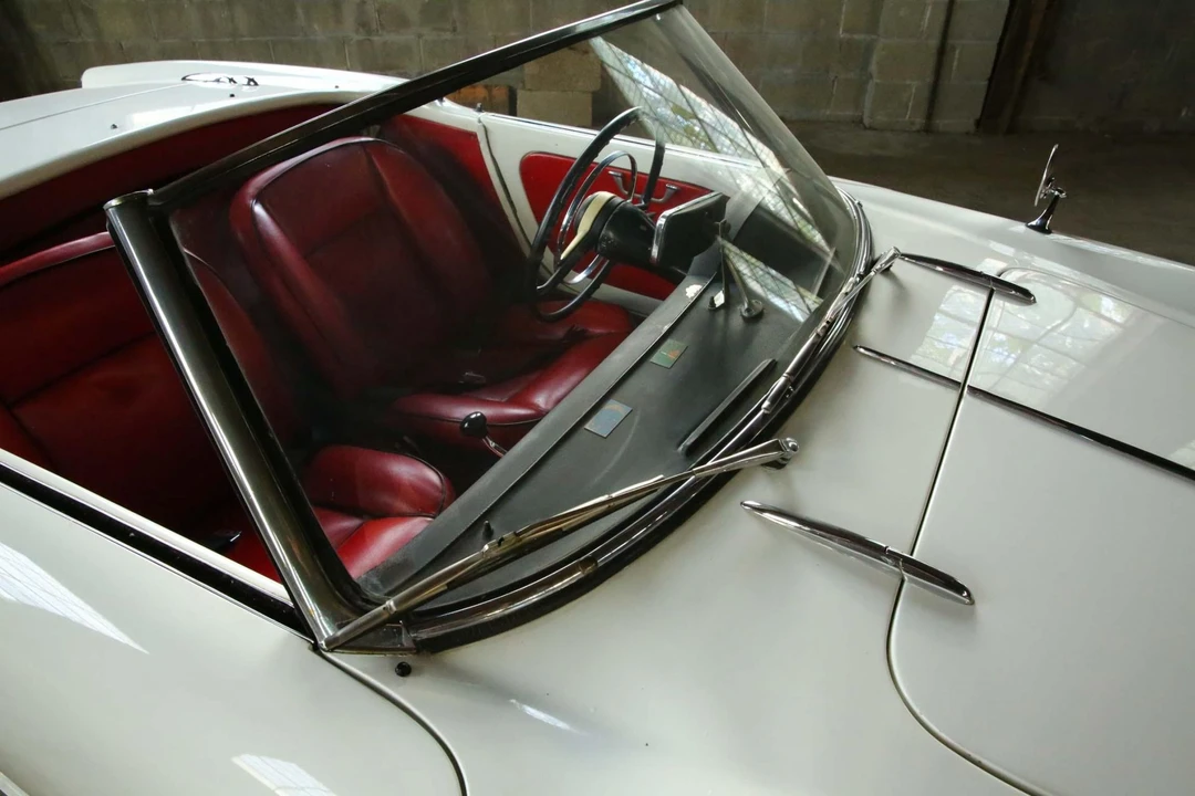 1957 Alfa Romeo Giulietta - Image 29 of 31