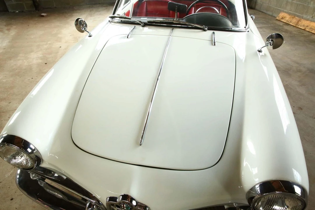 1957 Alfa Romeo Giulietta - Image 17 of 31