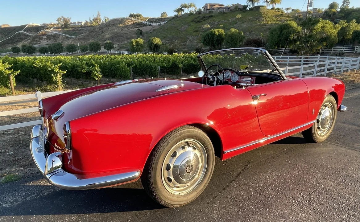 1957 Alfa Romeo Giulietta - Image 25 of 31
