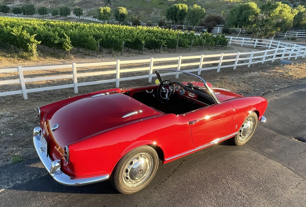 1957 Alfa Romeo Giulietta - Image 24 of 31