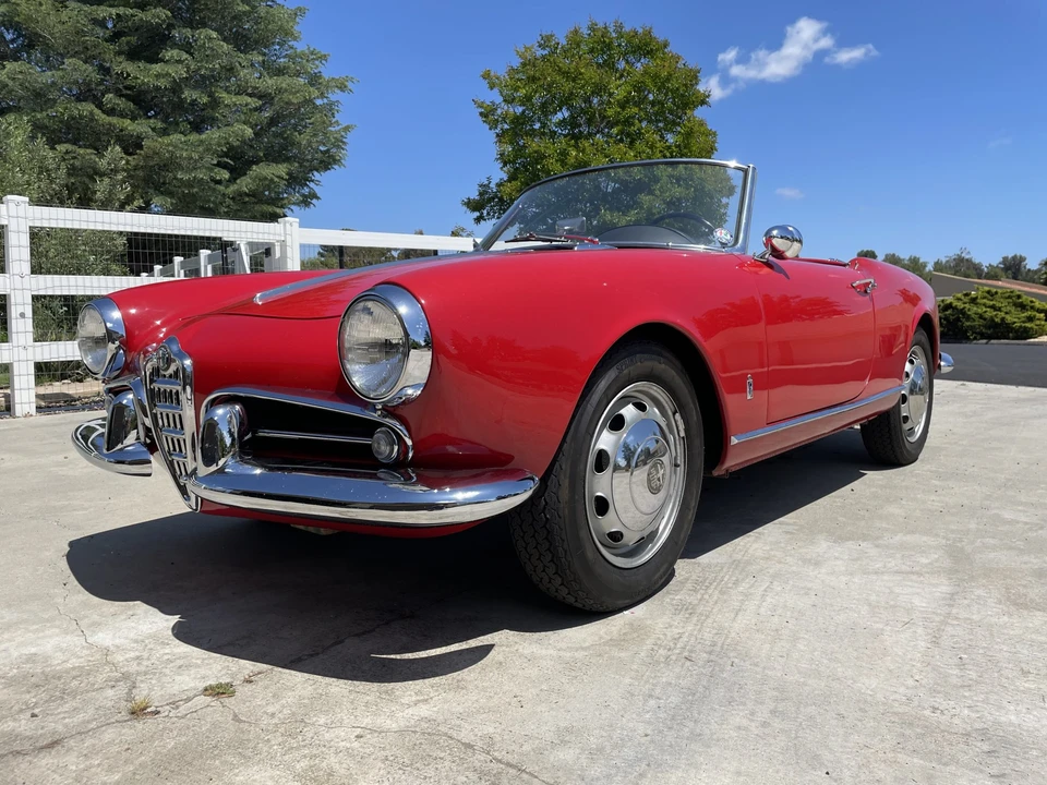 1957 Alfa Romeo Giulietta - Image 30 of 31