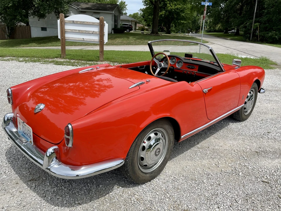 1957 Alfa Romeo Giulietta - Image 10 of 31