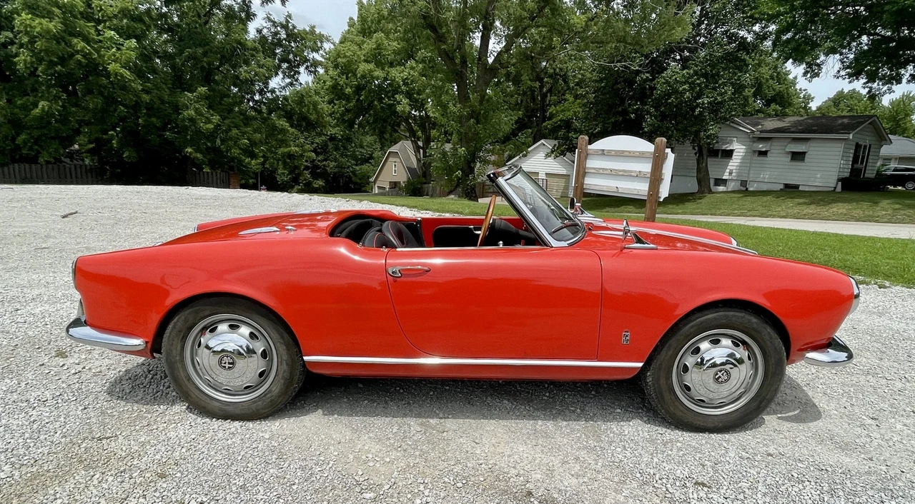 1957 Alfa Romeo Giulietta - Image 8 of 31