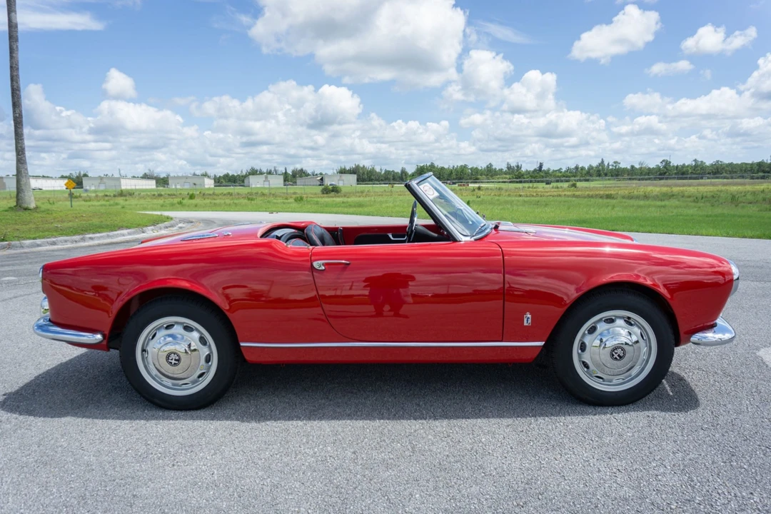 1957 Alfa Romeo Giulietta - Image 14 of 31