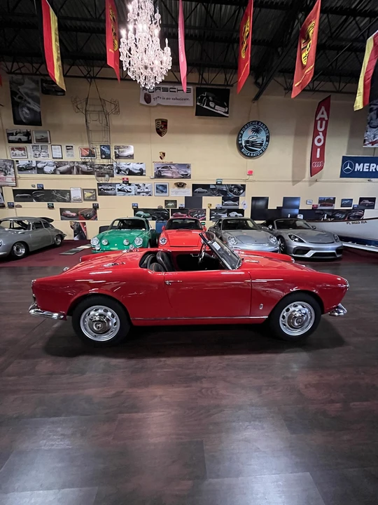 1957 Alfa Romeo Giulietta - Image 12 of 31