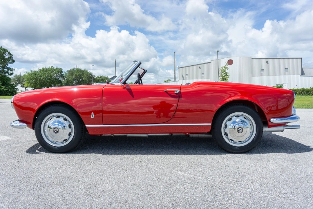1957 Alfa Romeo Giulietta - Image 6 of 31