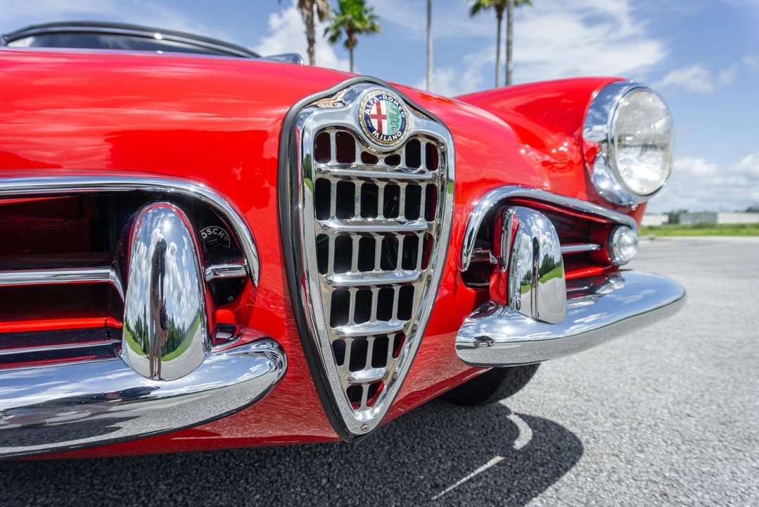1957 Alfa Romeo Giulietta - Image 27 of 31