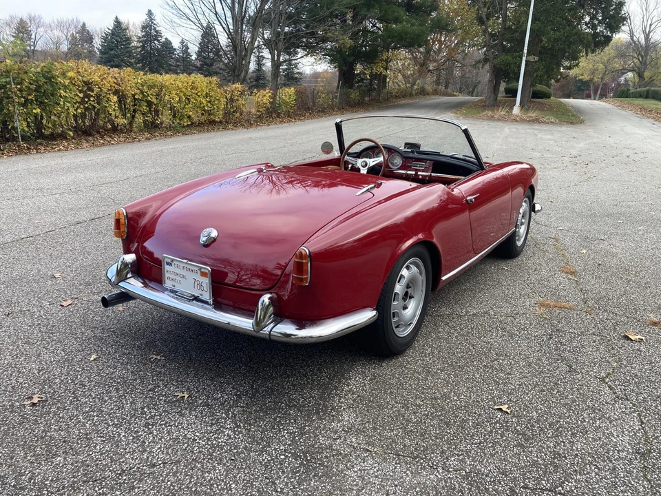 1957 Alfa Romeo Giulietta - Image 6 of 31