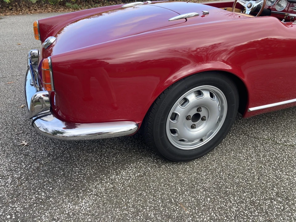 1957 Alfa Romeo Giulietta - Image 30 of 31