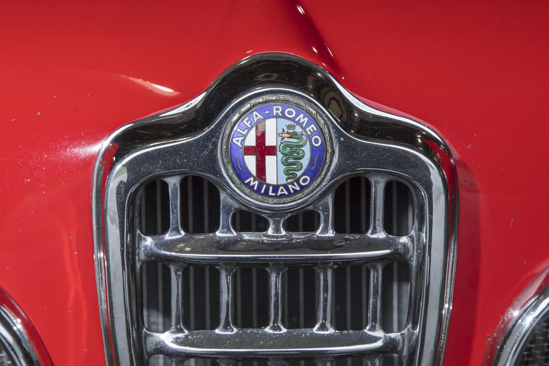 1957 Alfa Romeo Giulietta - Image 7 of 31