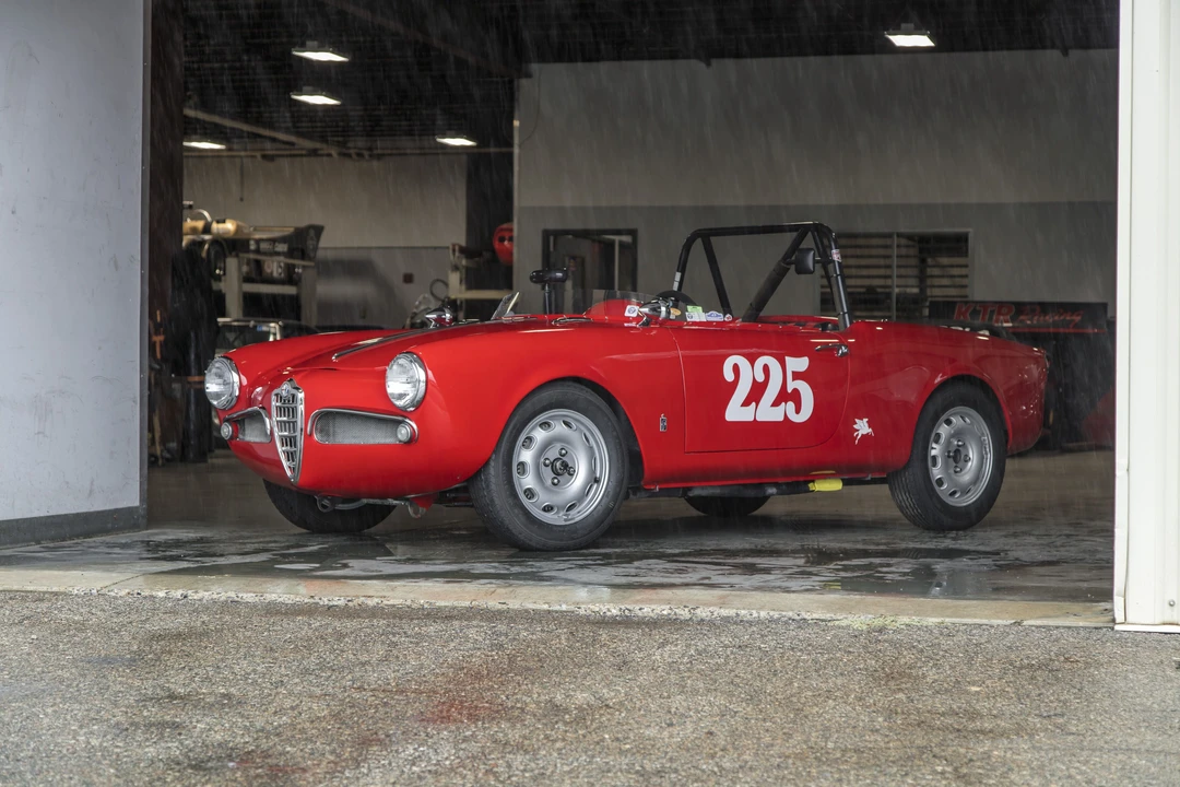 1957 Alfa Romeo Giulietta - Image 9 of 31
