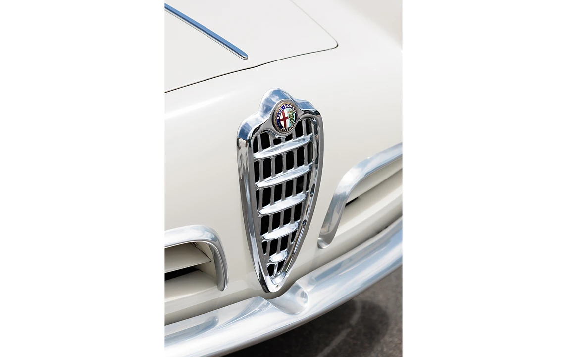 1957 Alfa Romeo Giulietta - Image 9 of 17
