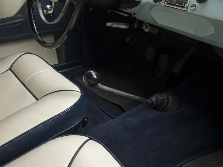 1957 Alfa Romeo Giulietta - Image 15 of 31