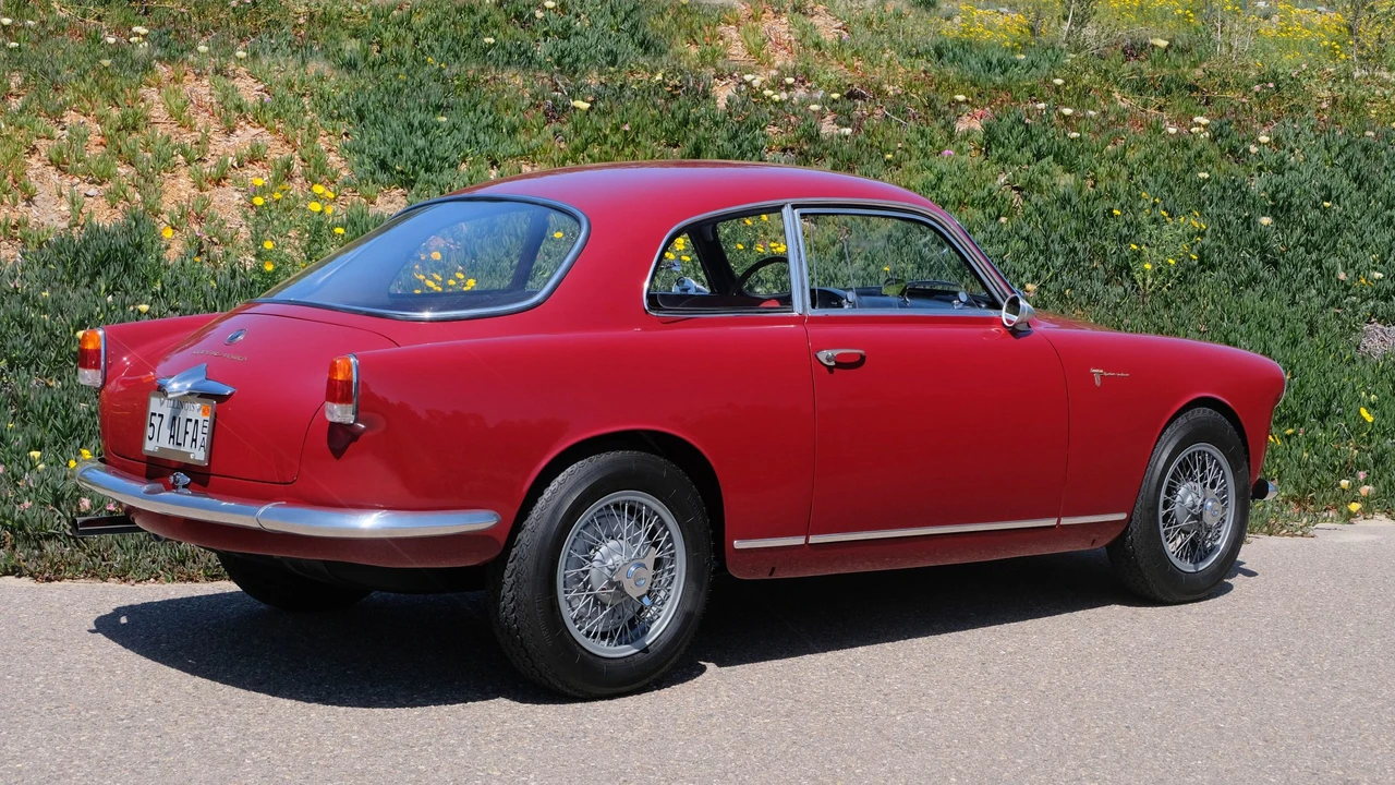1957 Alfa Romeo Giulietta - Image 3 of 31