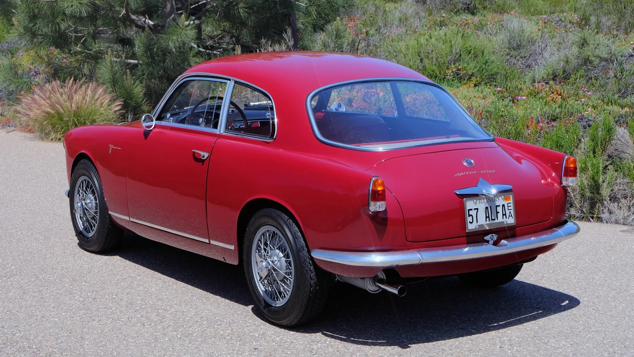 1957 Alfa Romeo Giulietta - Image 22 of 31