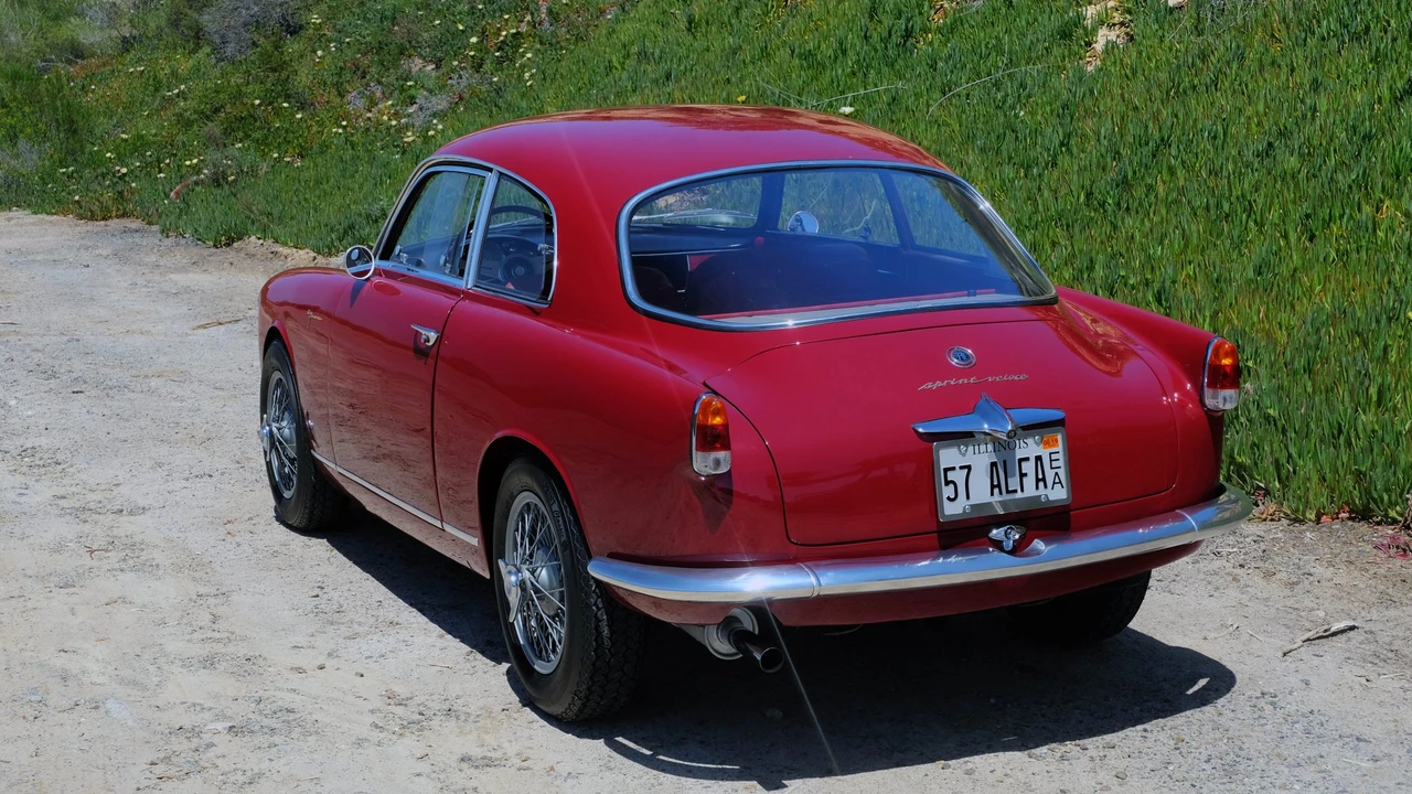 1957 Alfa Romeo Giulietta - Image 23 of 31